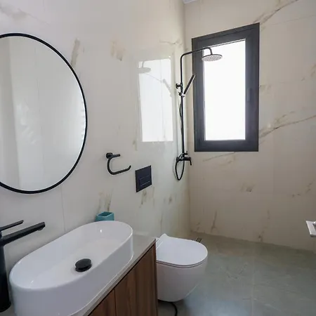 Kalamon Luxury 203 W Pool And Gym Livadhia