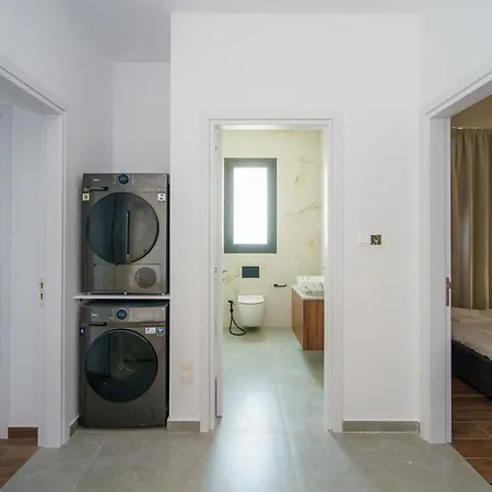 Kalamon Luxury 203 With Pool * Livadhia