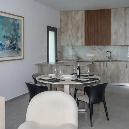 Kalamon Luxury 203 With Pool