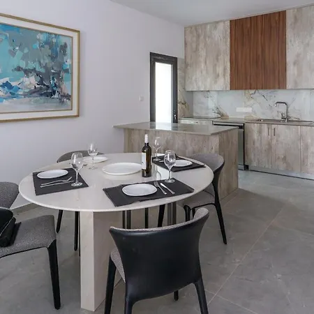 شقة Kalamon Luxury 203 W Pool And Gym Livadhia