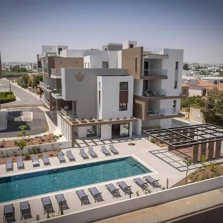 Kalamon Luxury 203 W Pool And Gym شقة Livadhia