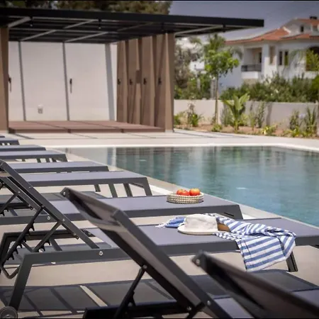 Kalamon Luxury 203 W Pool And Gym Apartmán