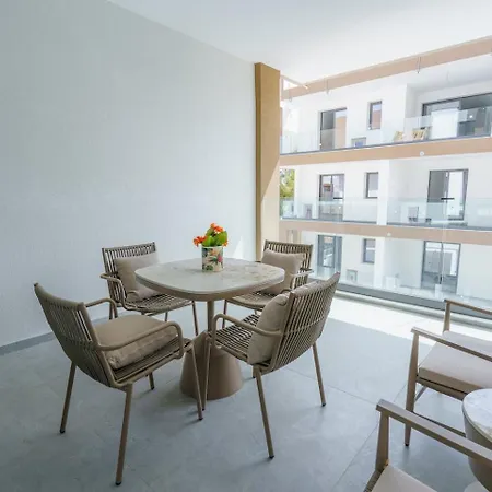 Kalamon Luxury 203 W Pool And Gym Appartement