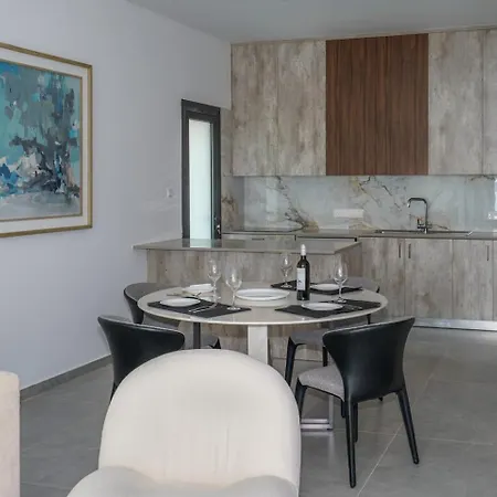 Kalamon Luxury 203 W Pool And Gym *