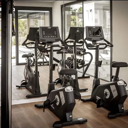 Kalamon Luxury 203 W Pool And Gym דירה *