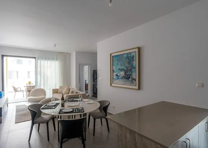 Apartmán Kalamon Luxury 203 W Pool And Gym Livadhia