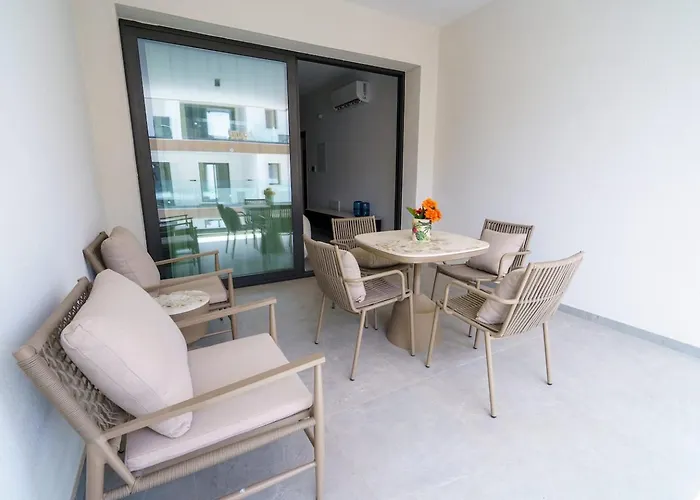 Apartmán Kalamon Luxury 203 W Pool And Gym Livadhia